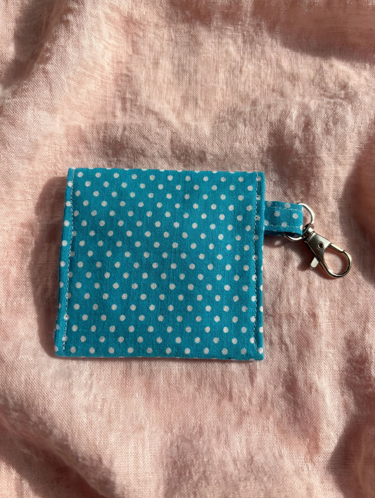 Polka Dot Earbuds Case with Keychain Clip