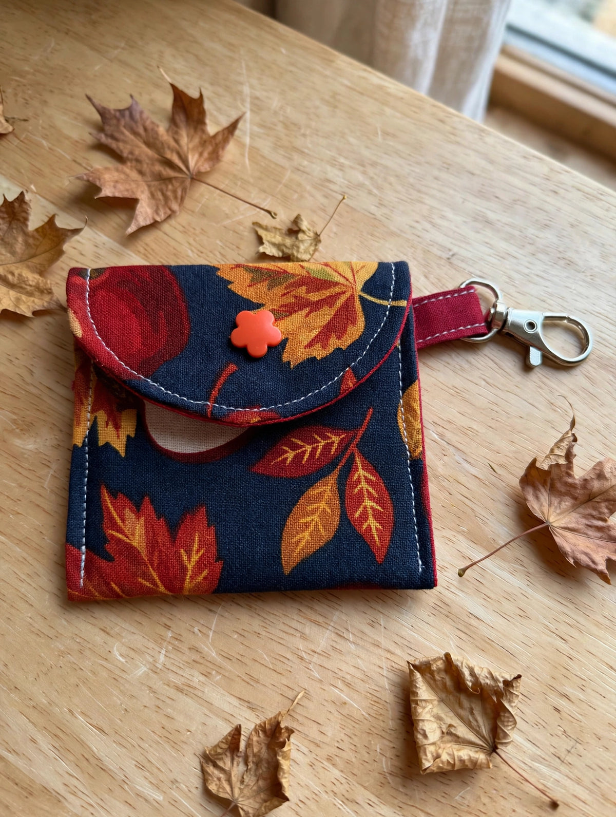 Autumn Apple Earbud Case