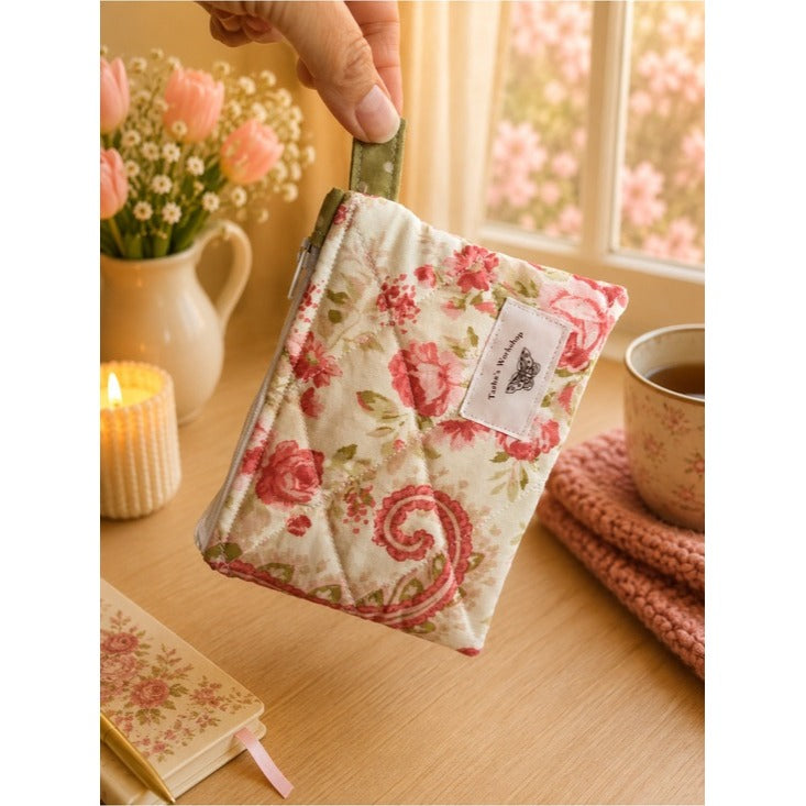Romantic Floral and Paisley Quilted Zipper Keychain Wallet