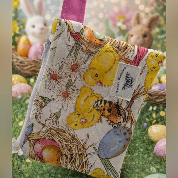 Easter Egg and Chick Quilted Keychain Wallet