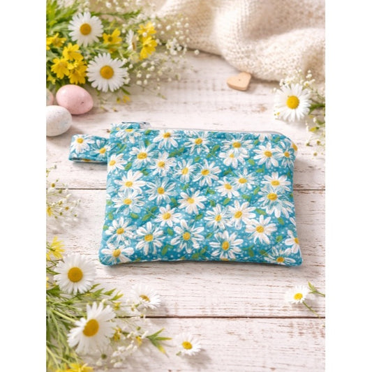 Daisy Quilted Keychain Wallet
