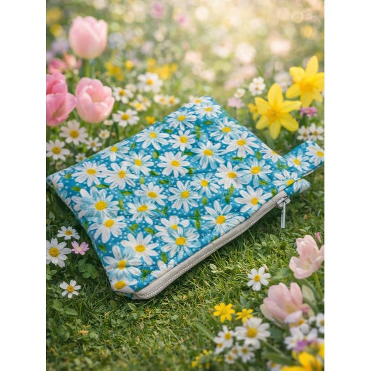 Daisy Quilted Keychain Wallet